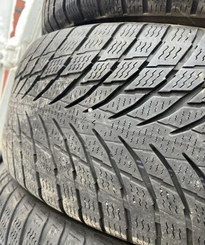 Nokian Tyres WR Snowproof P 225/55 R17