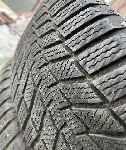 Continental WinterContact SI 215/55 R16