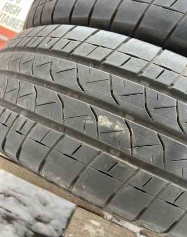 Bridgestone Duravis R660 215/65 R16C