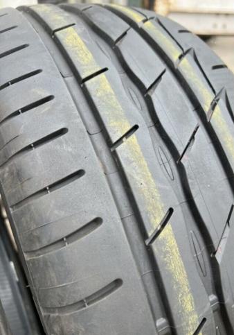 Bridgestone Potenza RE003 Adrenalin 235/45 R17