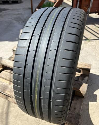 Pirelli P Zero PZ4 275/40 R21