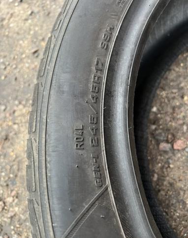 Goodyear UltraGrip Performance 245/45 R17