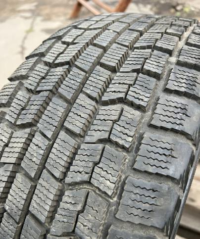 Goodyear Ice Navi Zea 225/45 R17