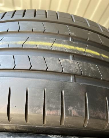 Pirelli P Zero PZ4 275/40 R21