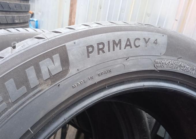 Michelin Primacy 4 235/50 R18