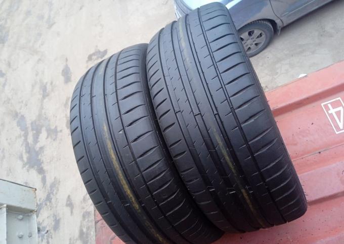 Michelin Pilot Sport 4 225/45 R17