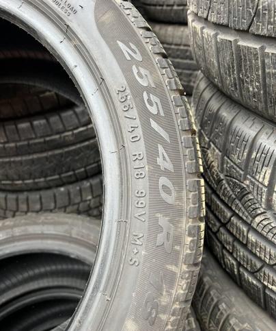 Pirelli Winter Sottozero 240 Serie II 255/40 R18