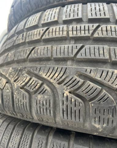 Pirelli Winter Sottozero 210 Serie II 225/55 R16