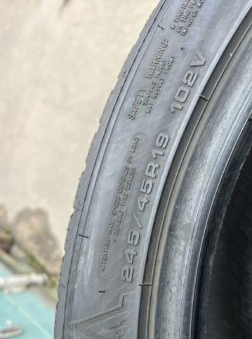 Dunlop Winter Sport 5 245/45 R19