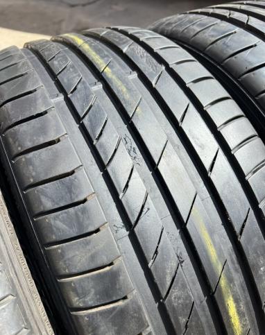 Kumho Ecsta PS71 245/40 R20