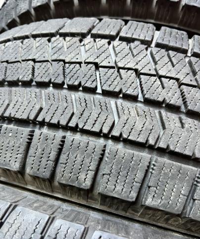 Bridgestone Blizzak VRX2 195/65 R15