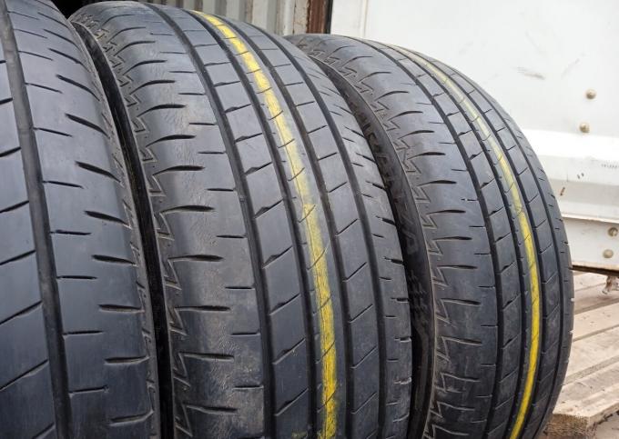 Bridgestone Turanza T005A 215/55 R17