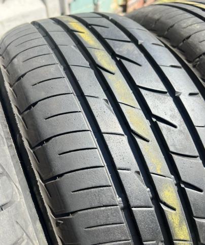 Bridgestone Playz PZ-X 205/50 R17