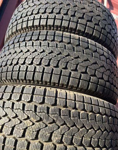 Yokohama Guardex F700S 205/55 R16