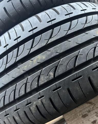 Bridgestone Sneaker SNK2 225/50 R16