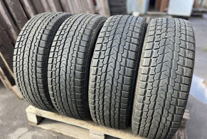 Yokohama Ice Guard G075 225/60 R18