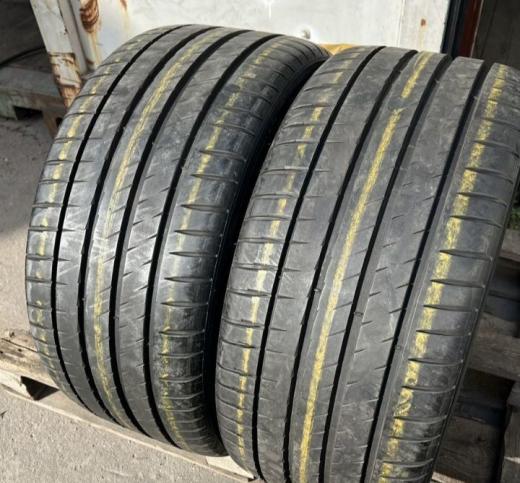 Michelin Pilot Sport 4 275/40 R19