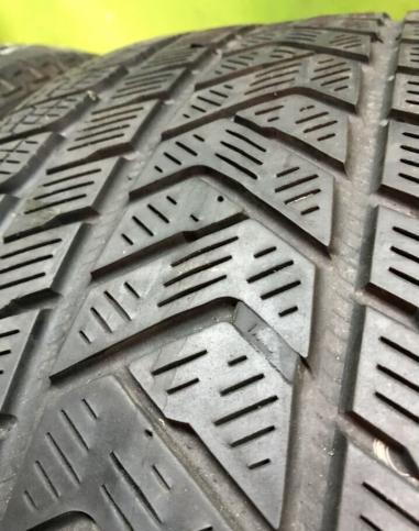 Pirelli Scorpion Winter 295/35 R21