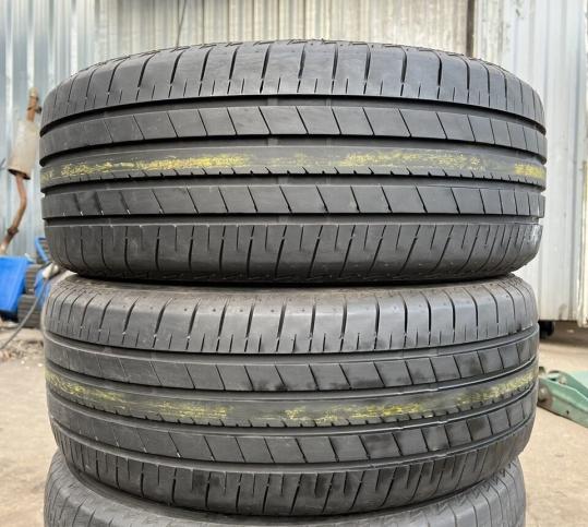 Bridgestone Turanza T005A 225/55 R17