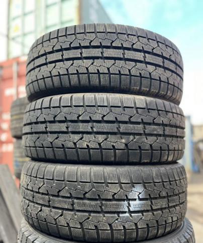 Toyo Observe Garit GIZ 205/55 R16