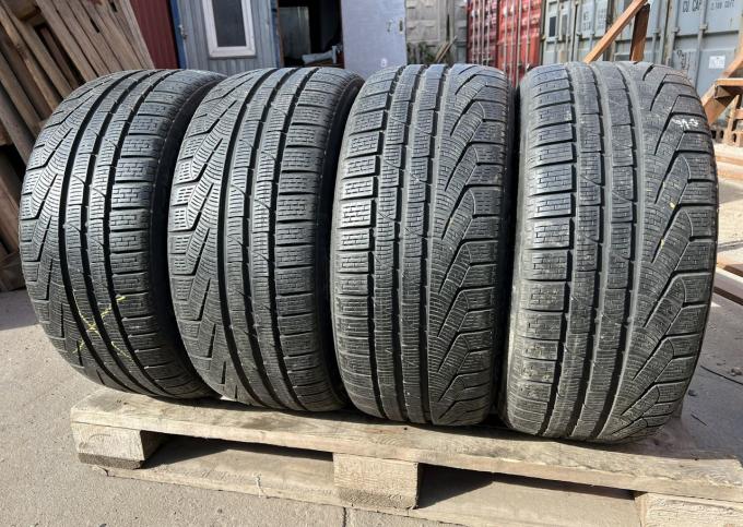 Pirelli Winter Sottozero 210 Serie II 245/40 R18