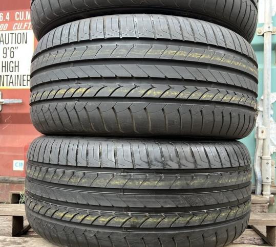 Goodyear EfficientGrip 255/45 R20