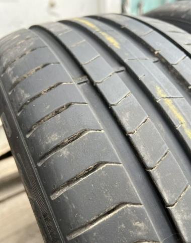 Pirelli P Zero PZ4 245/45 R19