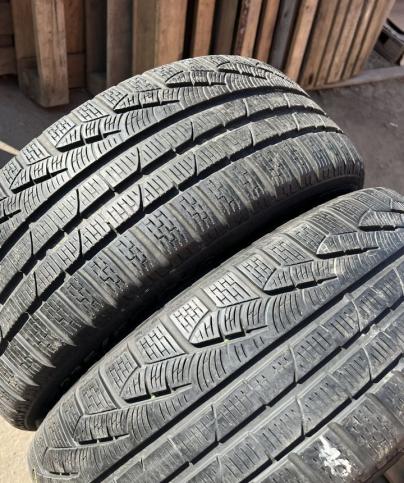 Pirelli Winter Sottozero 210 Serie II 235/50 R19