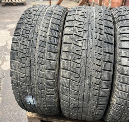 Bridgestone Blizzak Revo GZ 225/55 R17