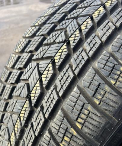 Pirelli Scorpion Winter 285/45 R22