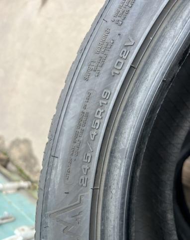 Dunlop Winter Sport 5 245/45 R19