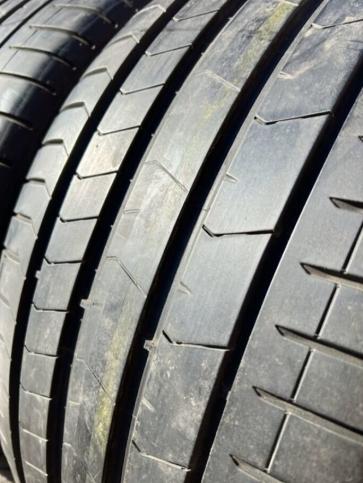 Pirelli P Zero PZ4 275/30 R21