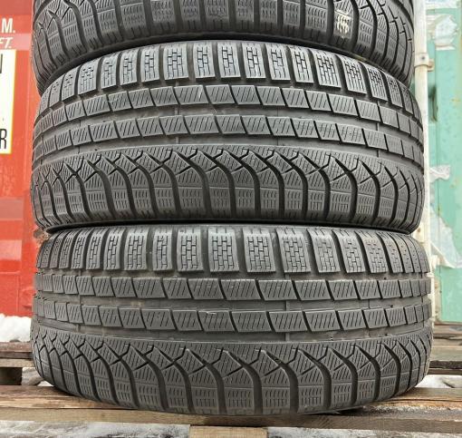 Pirelli P Zero Winter 235/50 R19