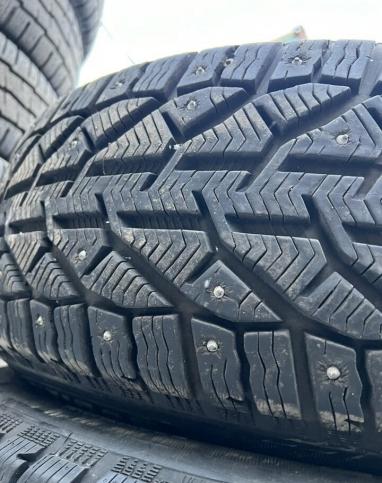 Tigar SUV Ice 235/60 R18