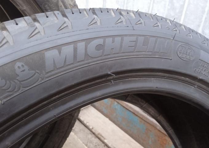 Michelin X-Ice 3 215/45 R17