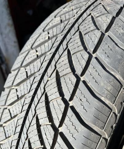 Goodyear UltraGrip 8 Performance 205/65 R16