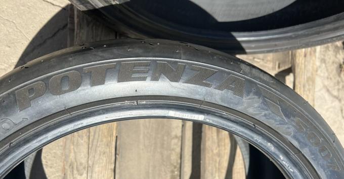 Bridgestone Potenza S007 285/35 R20