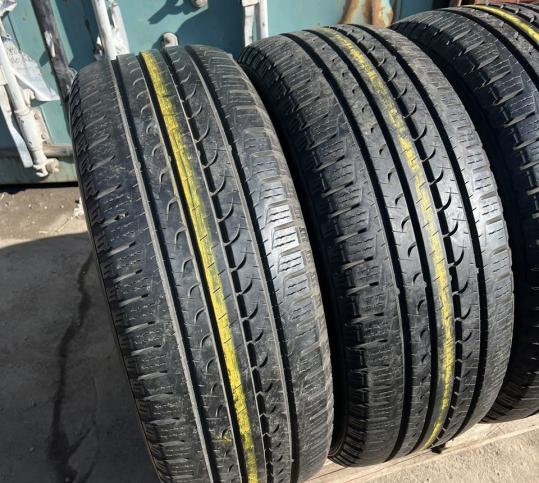 Goodyear EfficientGrip SUV 4x4 245/60 R18