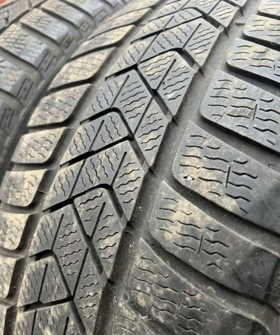 Pirelli Winter Sottozero 3 245/45 R18