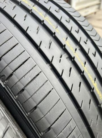 Dunlop Veuro VE303 245/45 R19