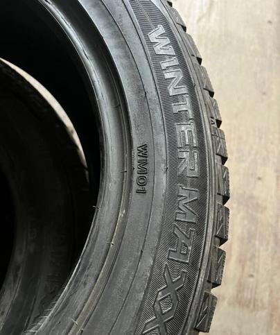 Dunlop Winter Maxx WM01 225/55 R17