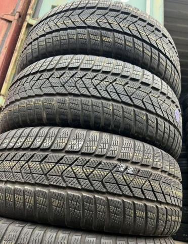 Pirelli Winter Sottozero 3 225/40 R19