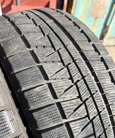 Bridgestone Blizzak Revo GZ 225/55 R16