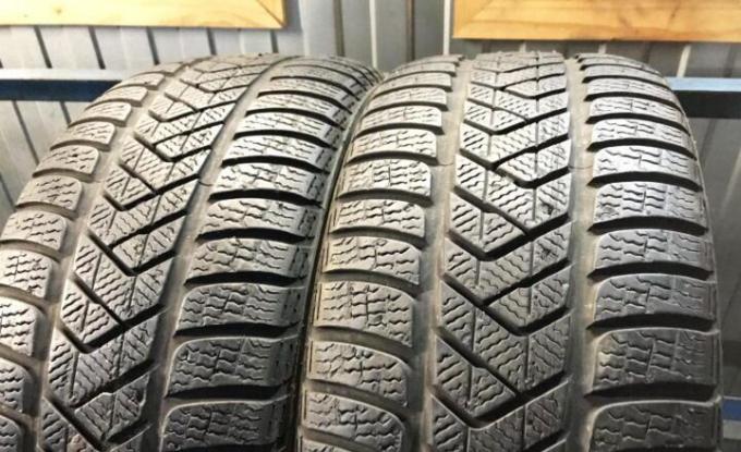 Pirelli Winter Sottozero 3 225/60 R18