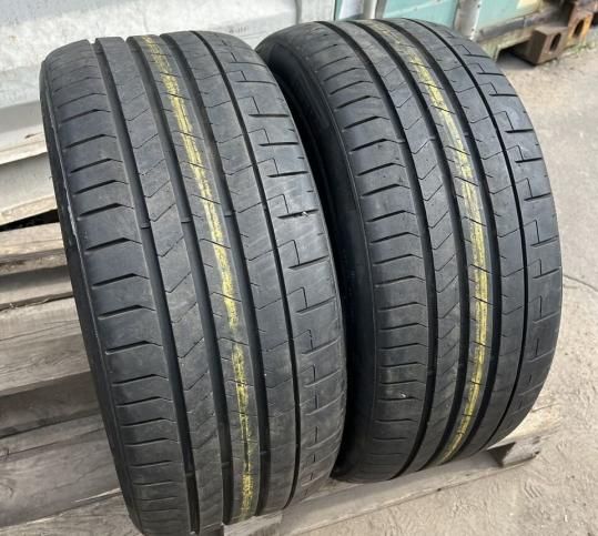 Pirelli P Zero PZ4 255/35 R19