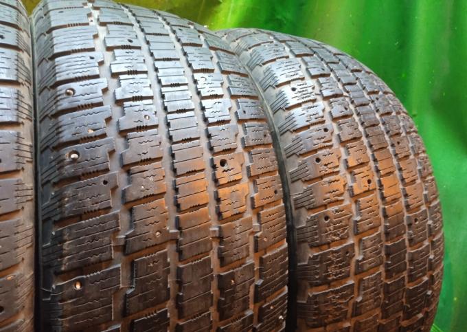 Cooper Weather-Master S/T 2 235/55 R17