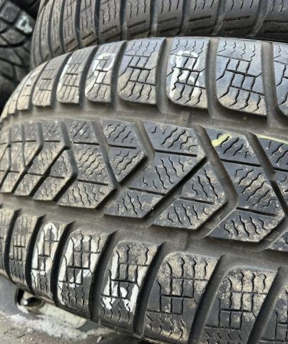 Pirelli Winter Sottozero 3 245/45 R19