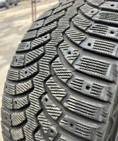 Bridgestone Blizzak Spike-01 225/40 R18