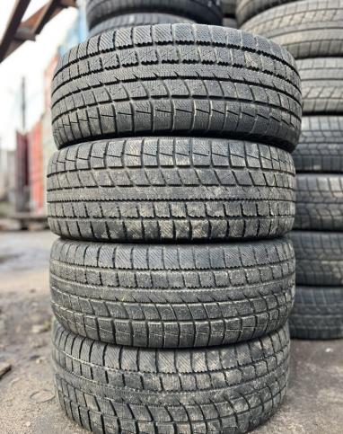 Toyo Winter Tranpath MK3 215/55 R18