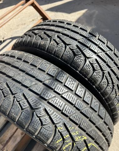 Pirelli Winter Sottozero 210 Serie II 215/60 R17